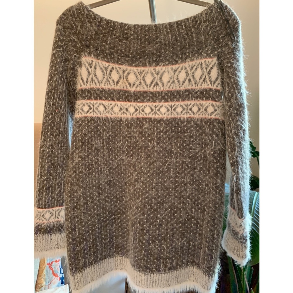 Anthropologie off the shoulder top